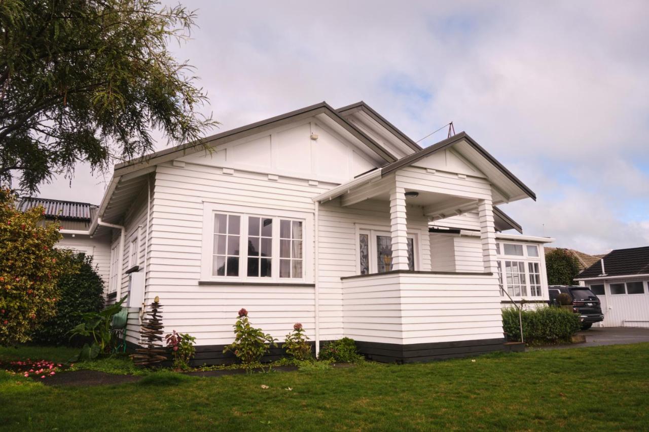Victorian Designs - Spacious Home In Rotorua Central Esterno foto